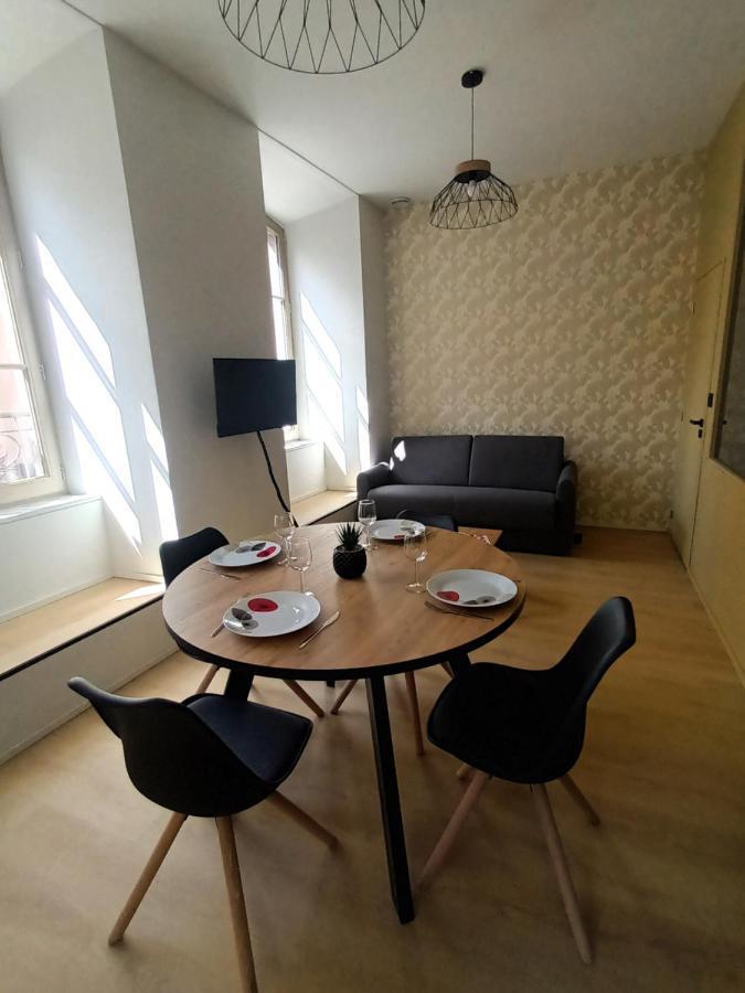 Chez David - T2 Neuf Dans Centre Historique Apartman Brioude Kültér fotó